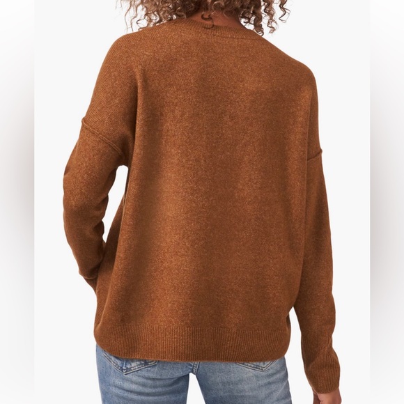 Vince Camuto Soft Sweater in Warm Brown, exposed mid-seam, relaxed fit - Picture 3 of 8